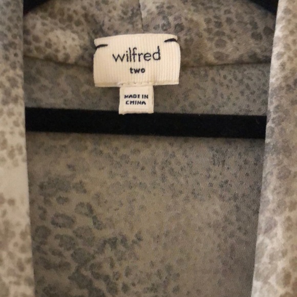Aritzia Snakeskin Wrap Dress Size 2 - Never worn - Picture 2 of 2